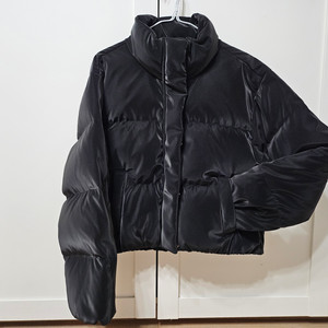 지오다노 벨벳 레더 숏 푸퍼 S