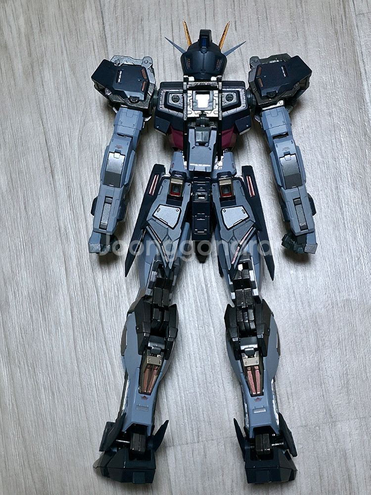 메탈빌드 스트라이크 느와르 팝니다.--5