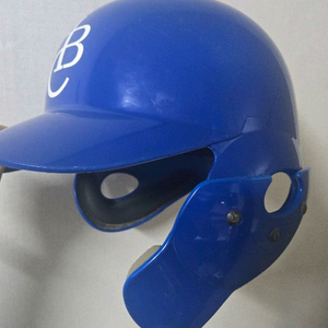 검투사 야구 헬멧 m 팝니다