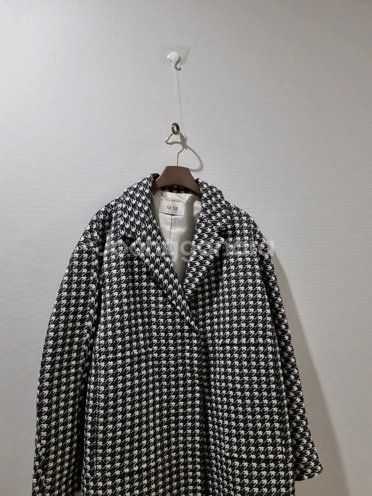 SJSJ 하운드투스 체크 코트--1
