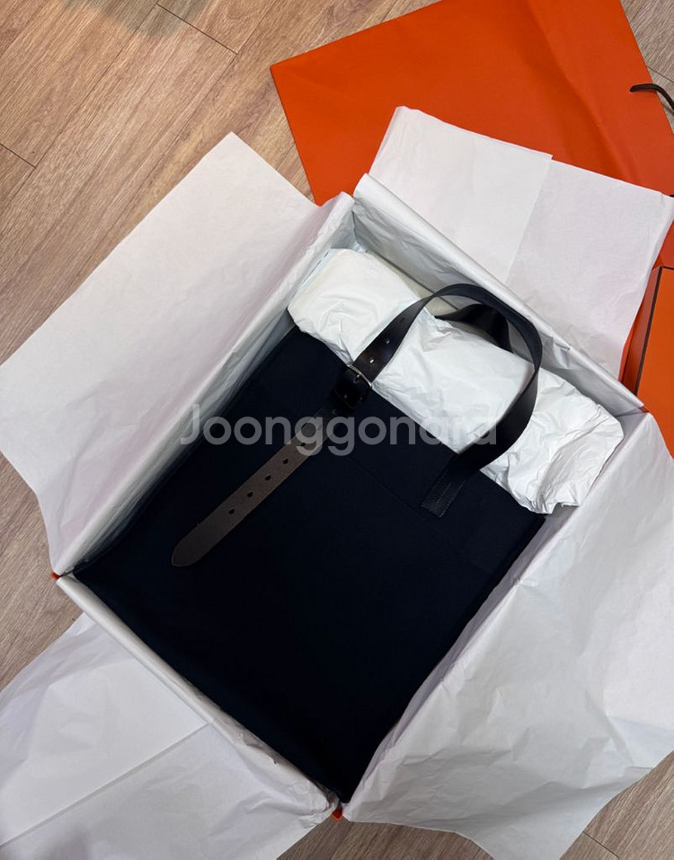 최종가. Hermes 에르메스 에트리비에르 쇼퍼백 (블랙-캔버스/헌터가죽)--0