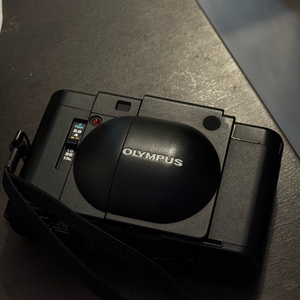 올림푸스 xa 필름카메라 (케이스 + 플래쉬)