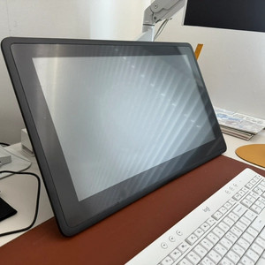 와콤 신티크 22 DTK-2260 액정타블렛