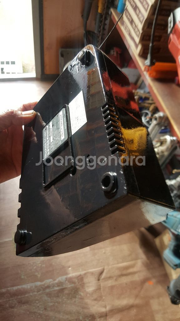 [정품]마끼다충전기 18V 프리볼트고속충전기DC18RC--4