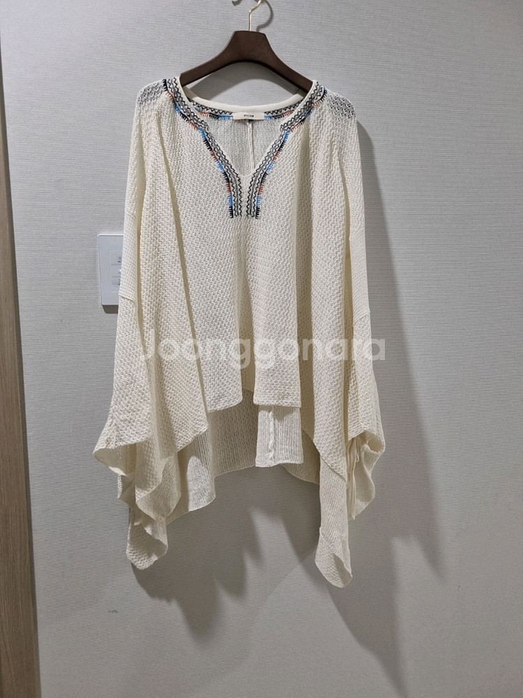 한섬 시스템 브이넥 니트 케이프--0