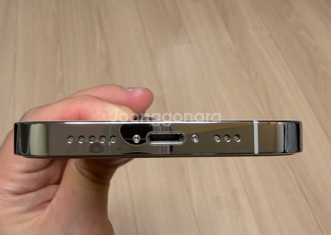 아이폰 14 Pro 실버 256GB 판매합니다--5