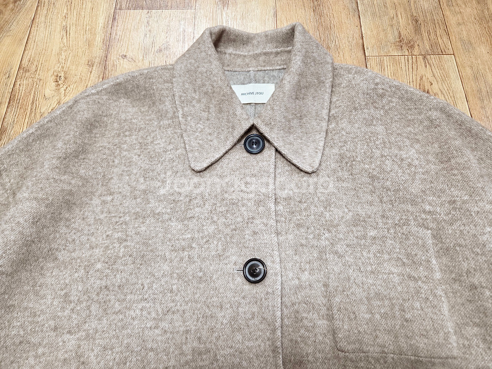 아카이브제이투유(ARCHIVE JTOU) 숏 핸드메이드 울코트 프리사이즈--5