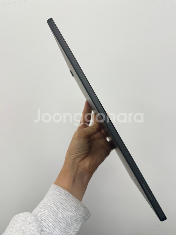 갤럭시 탭A8 10.5 그라파이트 64기가--2