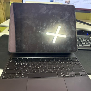 아이패드프로13인치 m4 256 wifi +매직키보드+애플펜슬 올정품