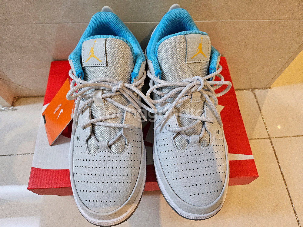 조던 맥스 아우라5 235--1