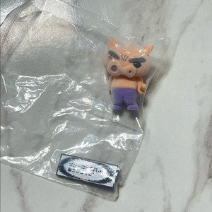 반다이 짱구는 못말려 부리부리몬 플로키 가챠 피규어(미개봉)