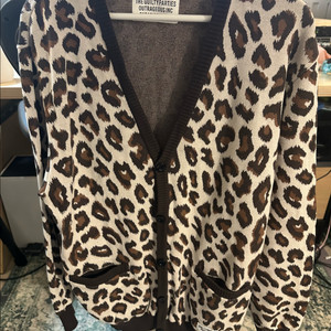레오파드 패턴 가디건