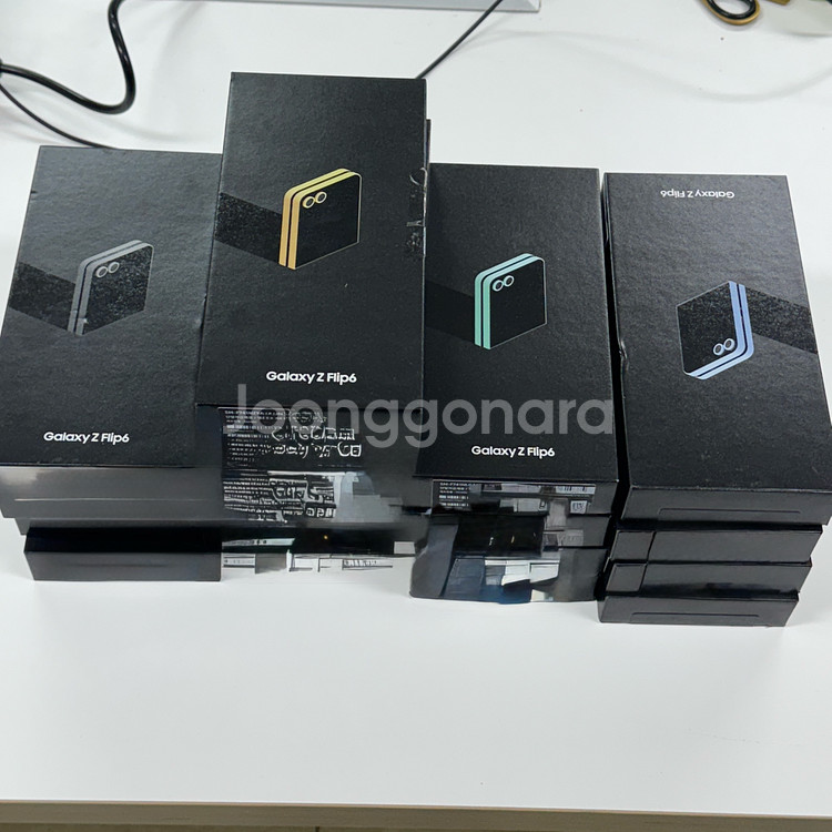 대량소량주문환영! 전시용 자급제 갤럭시Z플립6 256기가 단순개봉 공기계 중고폰 업무폰 서브폰--0