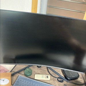 삼성 U32R590 4K 커브드모니터 판매합니다