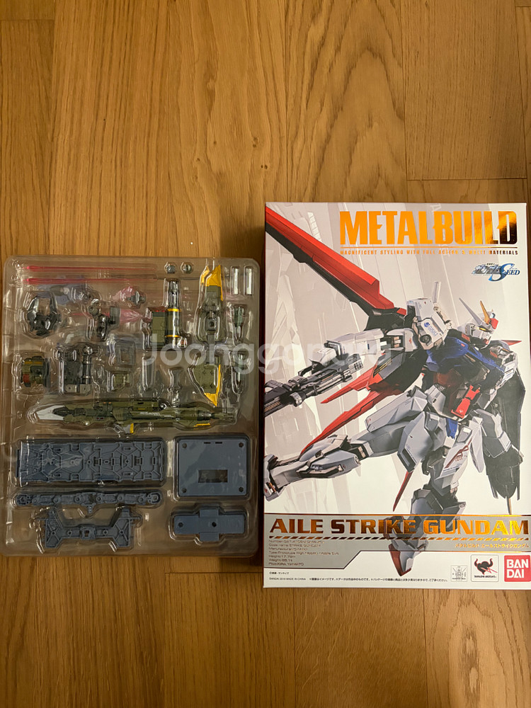 메탈빌드 스트라이크 에일팩 + 메탈킹덤 소드, 런쳐--0