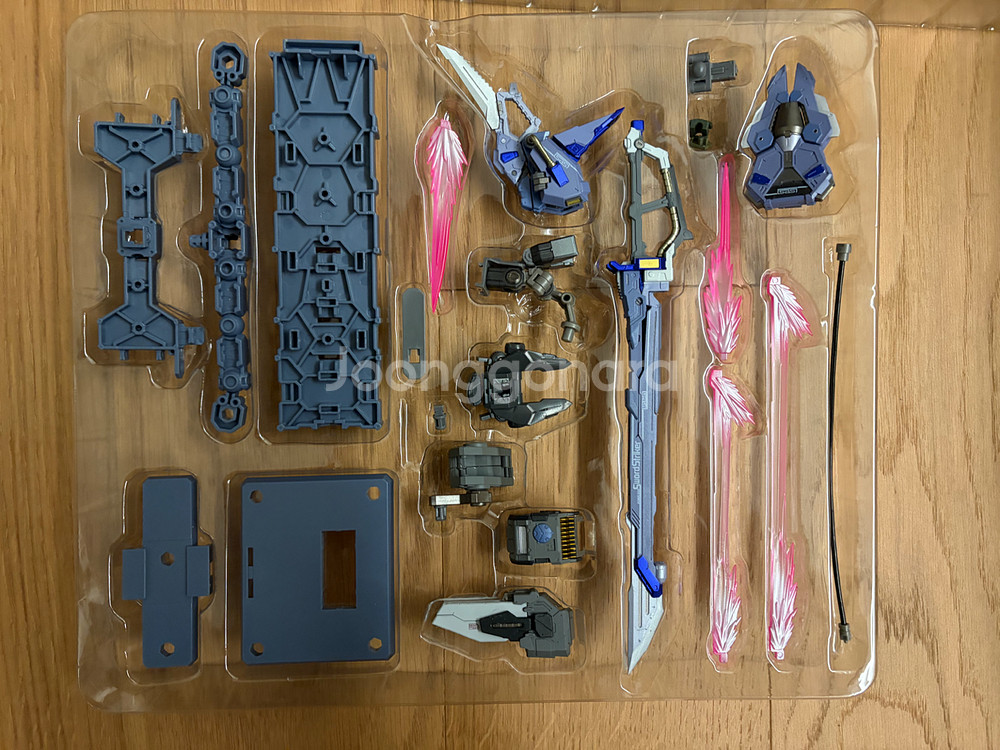 메탈빌드 스트라이크 에일팩 + 메탈킹덤 소드, 런쳐--5