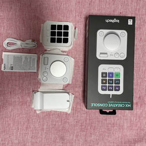 로지텍 MX CREATIVE CONSOLE 화이트 풀박 거의 새거입니다.