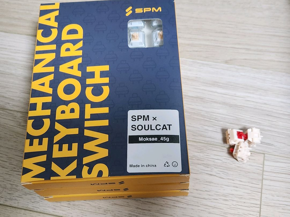 키보드 스위치(저소음 솜사탕축, 목새축), 키캡들 팝니다.--3