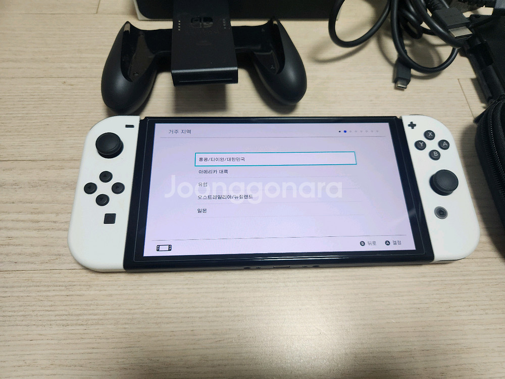 닌텐도 스위치 OLED 화이트 A급--1