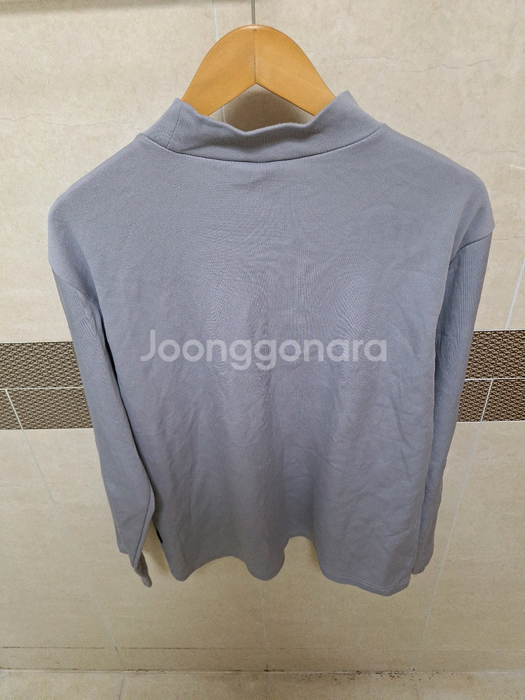 # 아디다스 긴팔 티셔츠 100사이즈--1