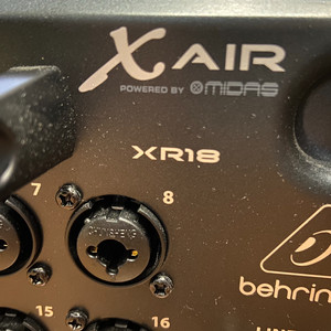 베링거 XAir XR18 오디오 인터페이스