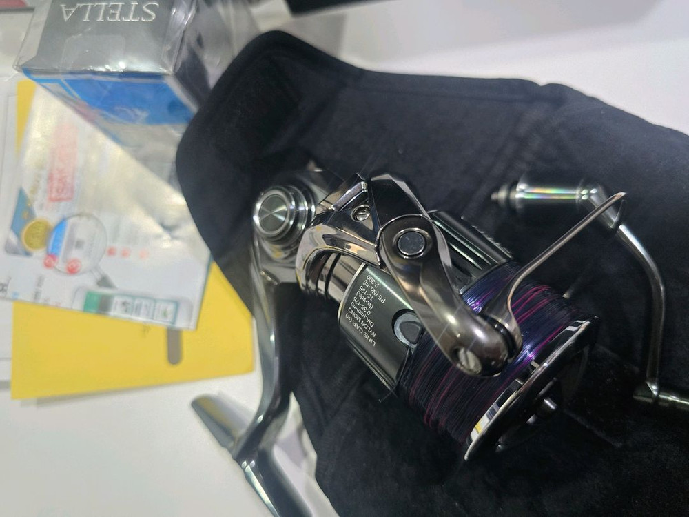 22스텔라 5000XG +4000XG보조스풀 팝니다(윤성)--5