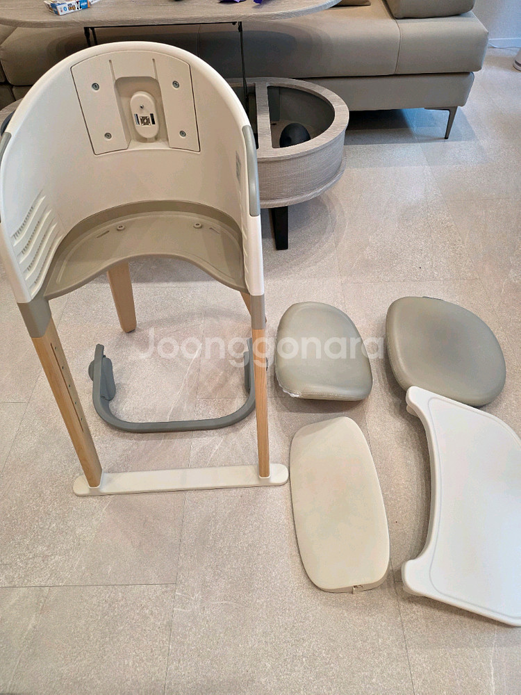 시디즈 몰티 하이체어 아기 의자 (살균 소독완)--5