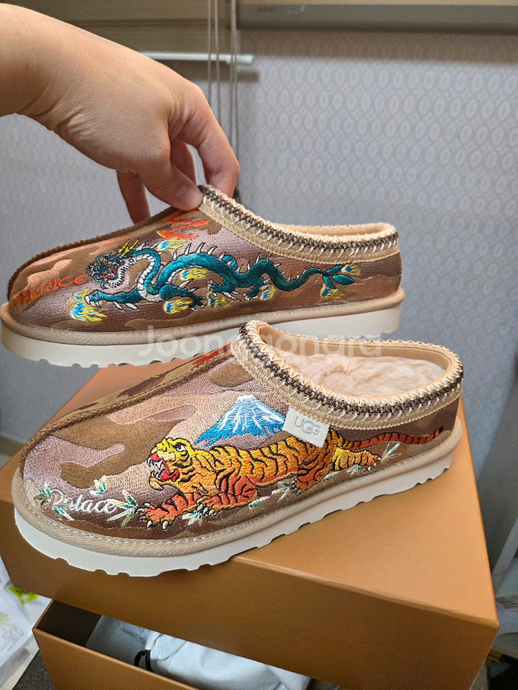 어그 팔라스 타스만 체스트넛 us9 새것--0