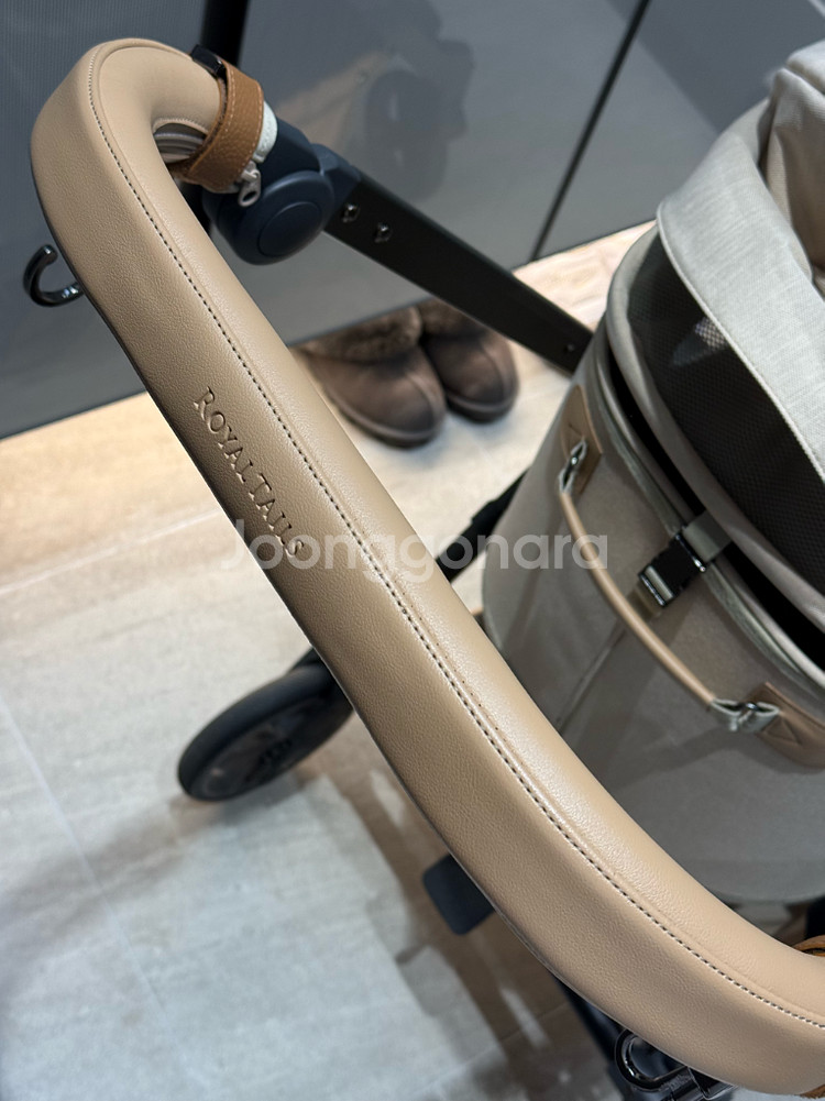 로얄테일즈 뉴그레이스 유모차--4