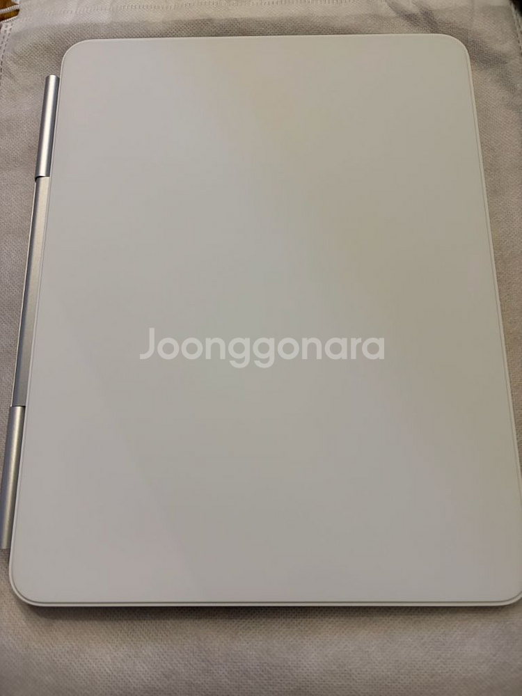 아이패드 프로 m4 13인치 + 매직키보드 + 애케플--8