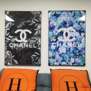 샤넬그림 샤넬액자 캐릭터 대형 그림 액자 팝아트 인테리어소품 인테리어액자 명품그림 가방 지갑 샤넬 아트 스카프