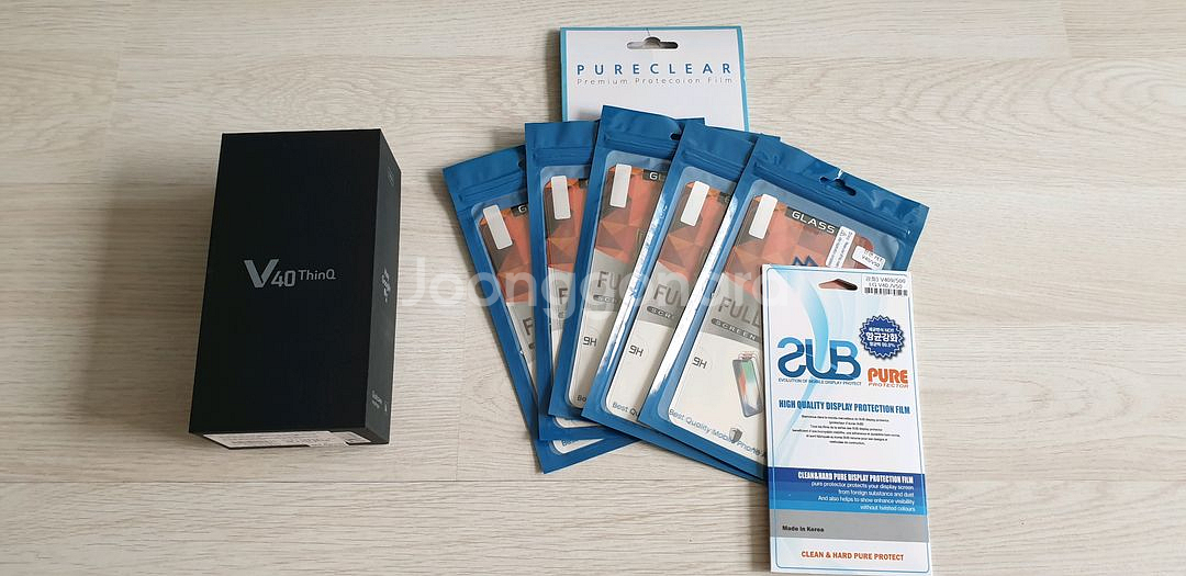 LG전자 V40 (폰없음) 기본구성품들과 V40액세서리들 일괄판매--1