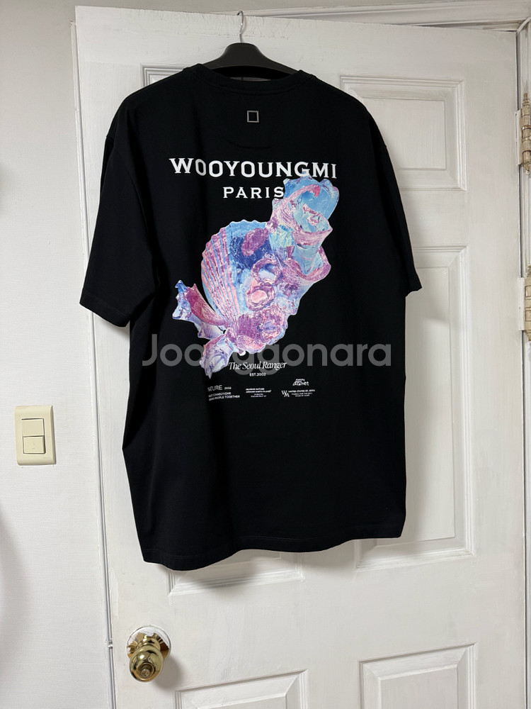 [52] 25SS 우영미 3D 코랄 백로고 블랙 티셔츠--1