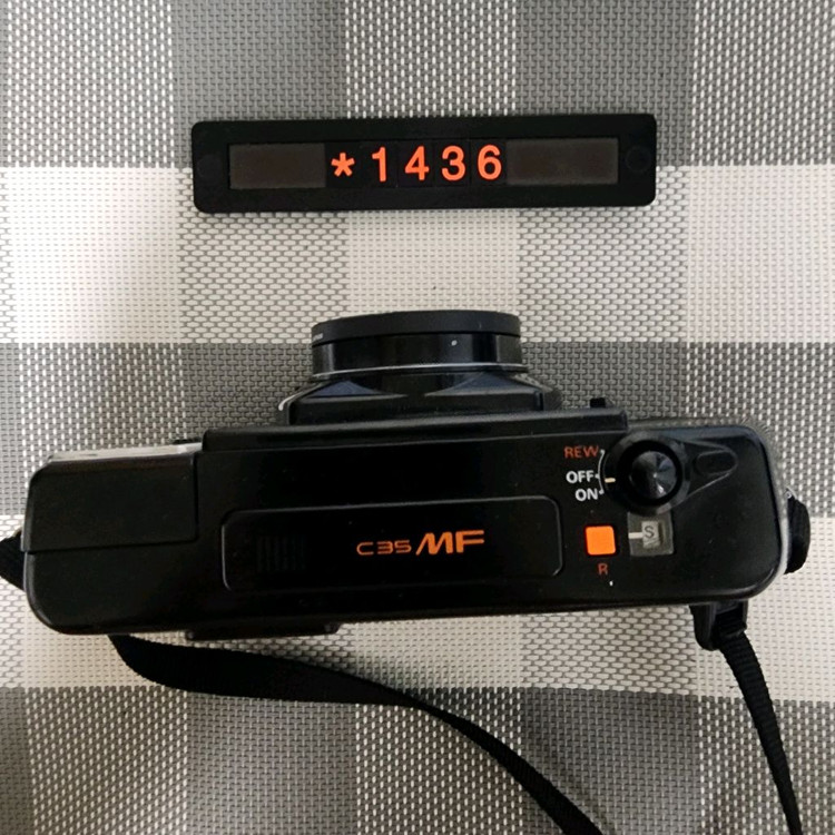 코니카 C 35 MF 필름카메라 이미지