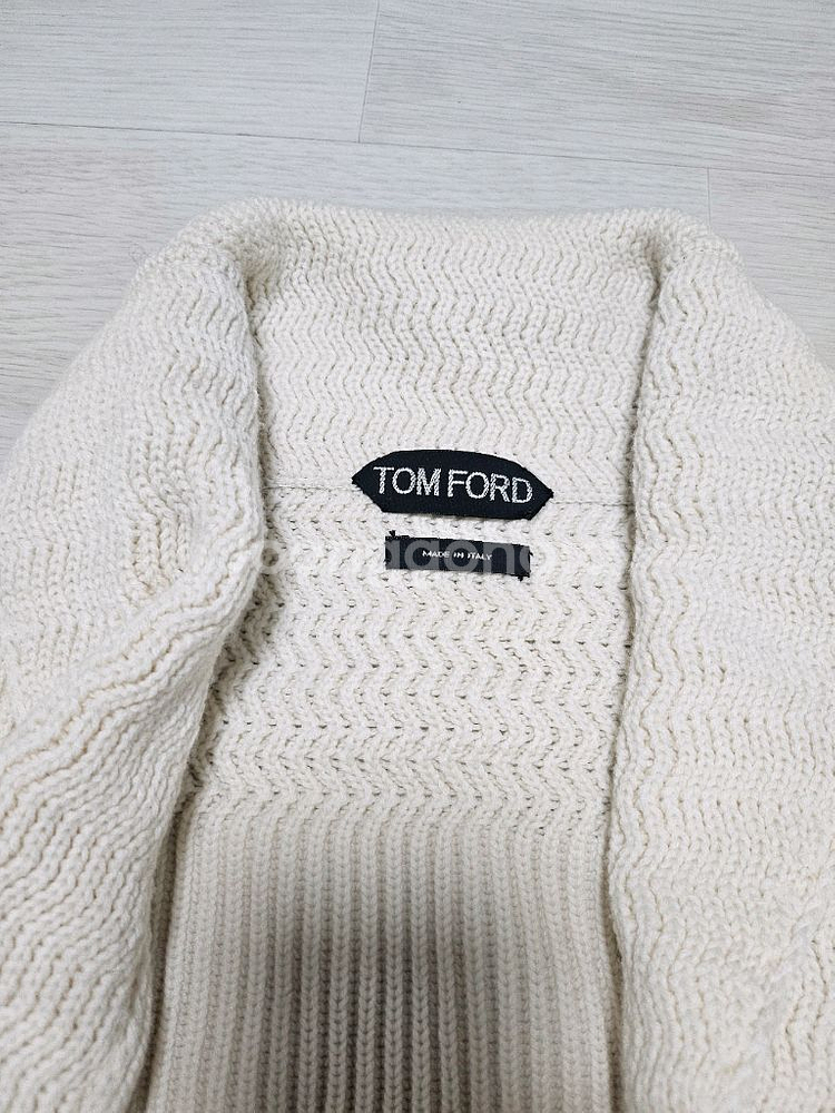 톰포드 케이블 니트 가디건 48--1