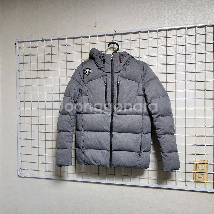 (상태굿)데상트기능성오리털패딩(여85)--0