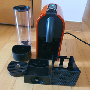 네스프레소 커피머신