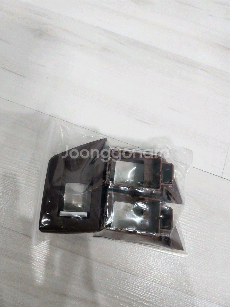 BMW F10 5시리즈 도어 손잡이 커버 브라운--1