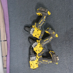 디월트충전드릴DCD800 신형본체만 개당가격