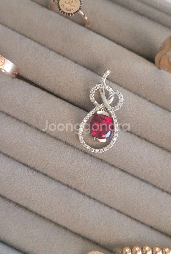 14k루비 목걸이 팬던트 가격제안해주세요--0