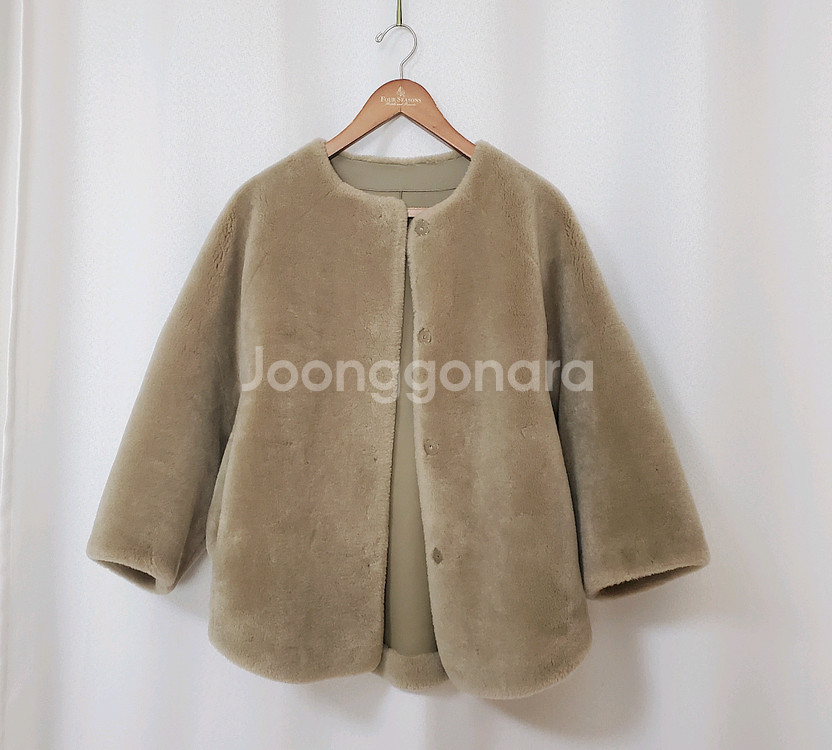 라우렐 리버시블 양모무스탕 55-66--4