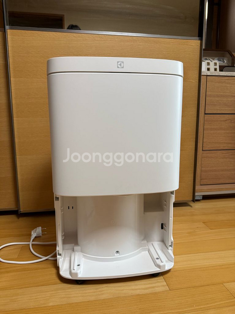 일렉트로룩스 ED1671WC 얼티밋홈 700 2in1--0