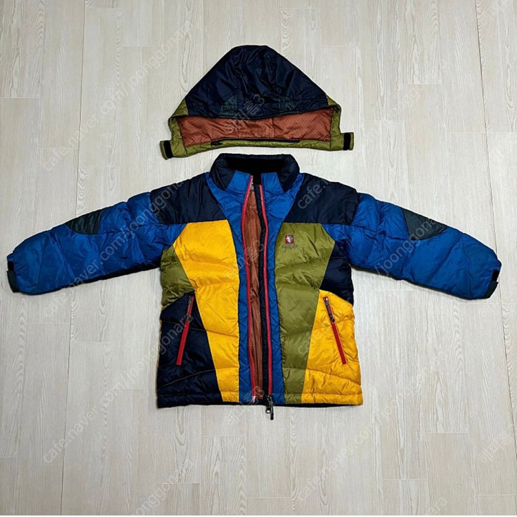 남아 130 구스 패딩 . 블랙야크 . 상태 좋음 . 기모 티--0