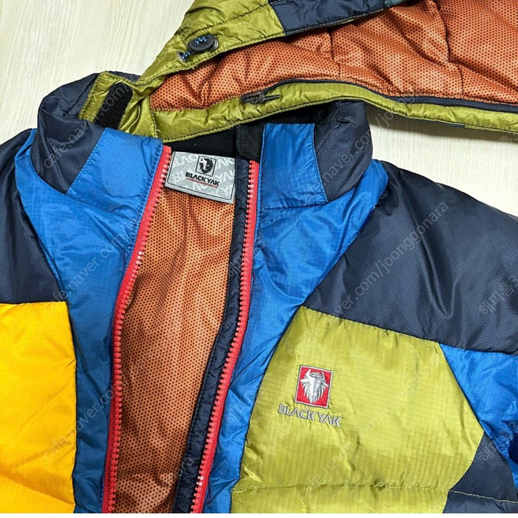 남아 130 구스 패딩 . 블랙야크 . 상태 좋음 . 기모 티--2