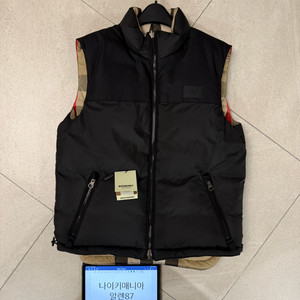 버버리 롬포드 리버시블 남성 패딩조끼 8032997 M