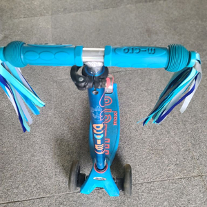 마이크로 맥시 디럭스 led 킥보드 아쿠아 블루