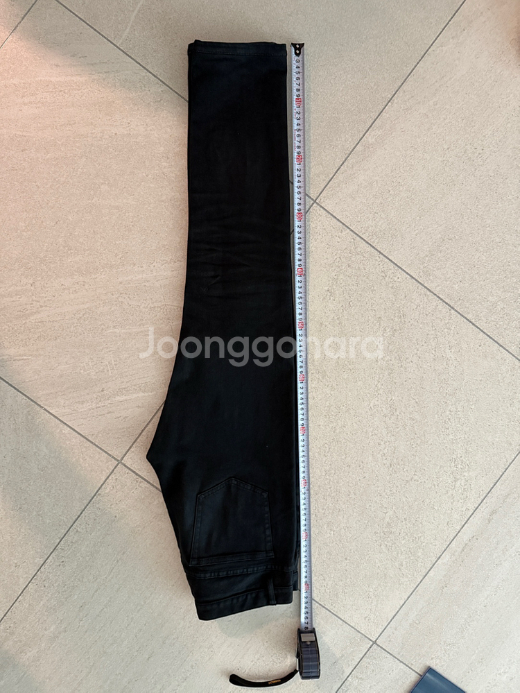 APC 아페쎄 쁘띠스탠다드 워싱블랙진 30--6