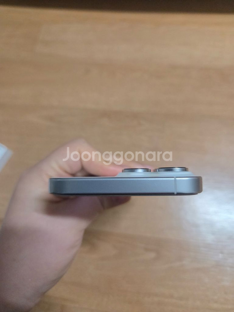 아이폰16프로맥스 1TB 화이트 티타늄 / 상태 S급 판매합니다!--5