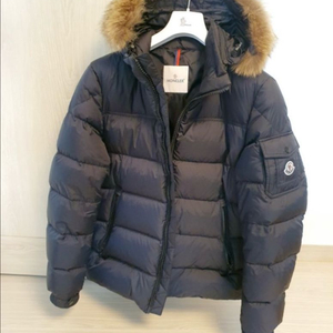 몽클레어 마르크 네이비 2사이즈