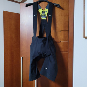 아소스 이큅 RS 봄가을 빕숏 S9 M, S